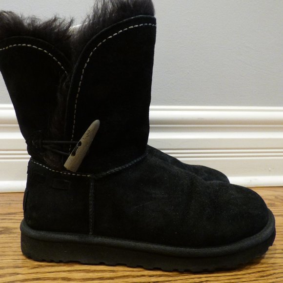 UGG Shoes - Authentic Women UGG Australia Meadow Waterproof Black Suede Boots - Size 8